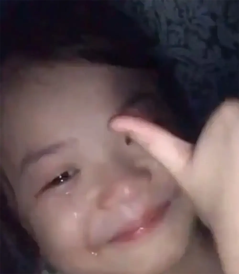anh khoc meme de thuong 15